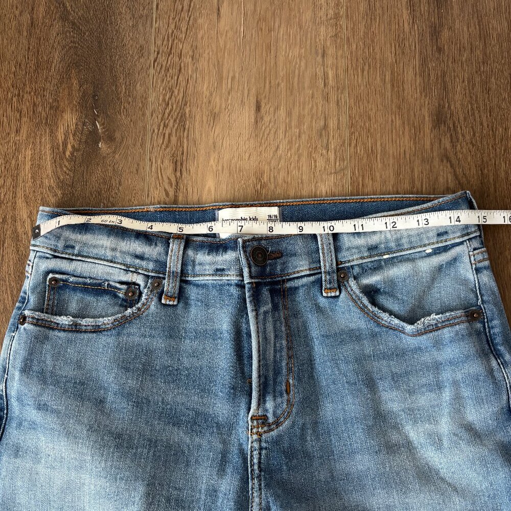 Abercrombie Kids Straight Jean - 15/16 Short - Picture 3 of 8